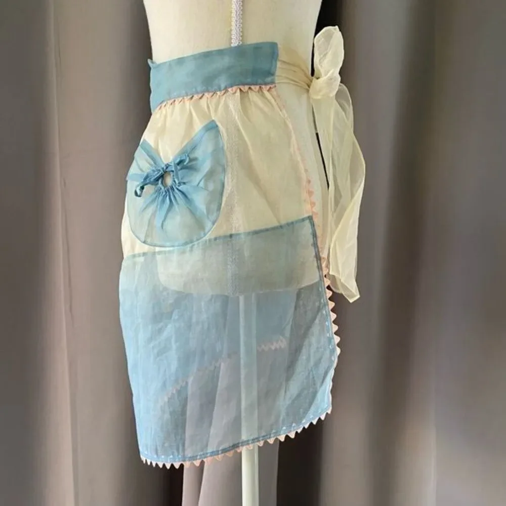50’ Retro Blue Pink Cream Fancy Sheer Apron